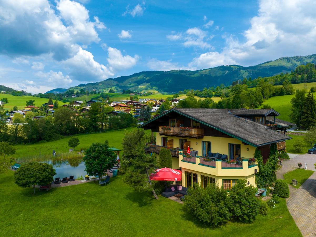 Sportpension Goldegg Bagian luar foto